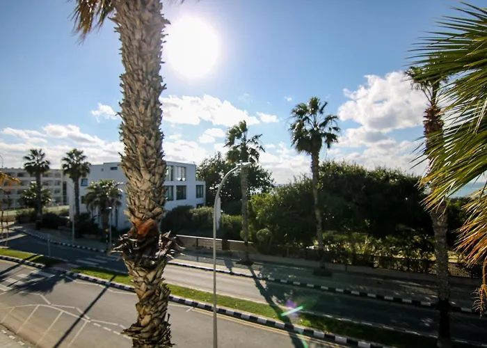Haustierfreundliches Ferienwohnung Phaedrus Living: Seaside Flat Constantinos 113 Paphos