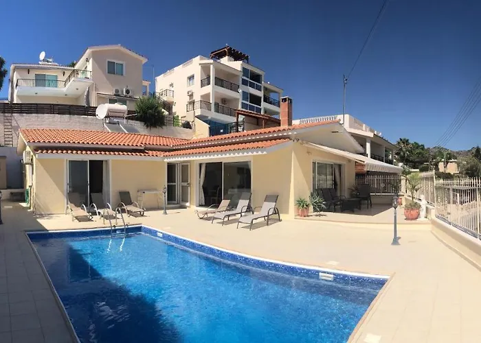 Peyia Palm Villa Paphos