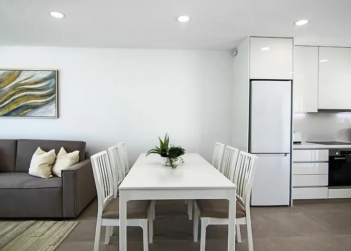 Appartement Phaedrus Living: Seaview Luxury Flat Limnaria 114 à Paphos acceptant les animaux