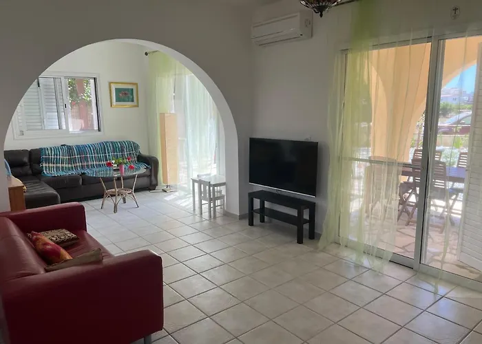 Dimitriy Villa Paphos