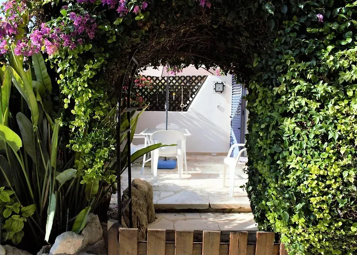 Townhouse In Paradise Gardens Paphos