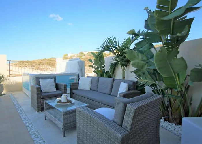 Villa Tala Louise Sea Views à Paphos acceptant les animaux