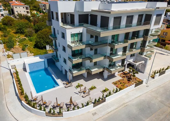 Adolina One Bedroom Apartment 303 By Ezoria Paphos