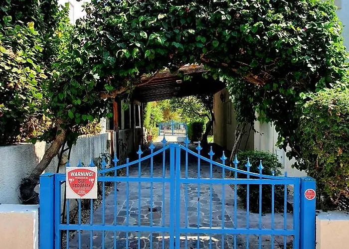 Villa Aphrodite By The Sea Paphos