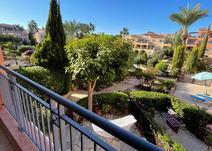 Huisdiervriedelijke Limnaria Gardens Two Bedroom Apartment Paphos