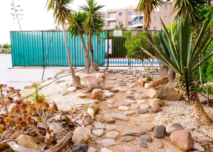 H&O Diamond Complex Sea View Apartment Paphos
