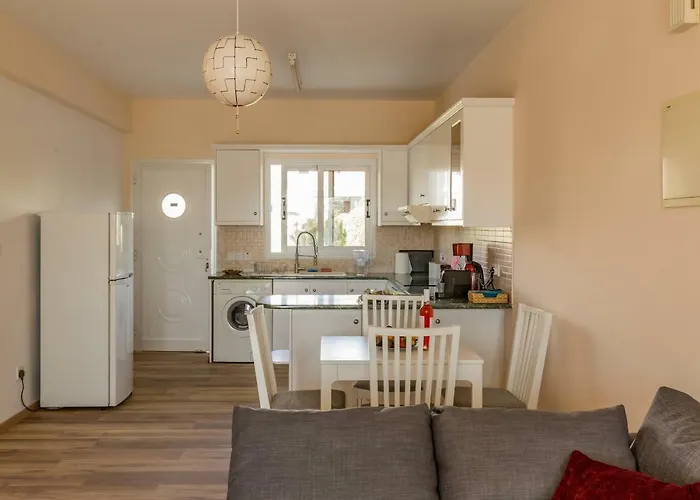 Sun Island Apartment Paphos